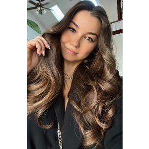 Meet your Posher, Jessica